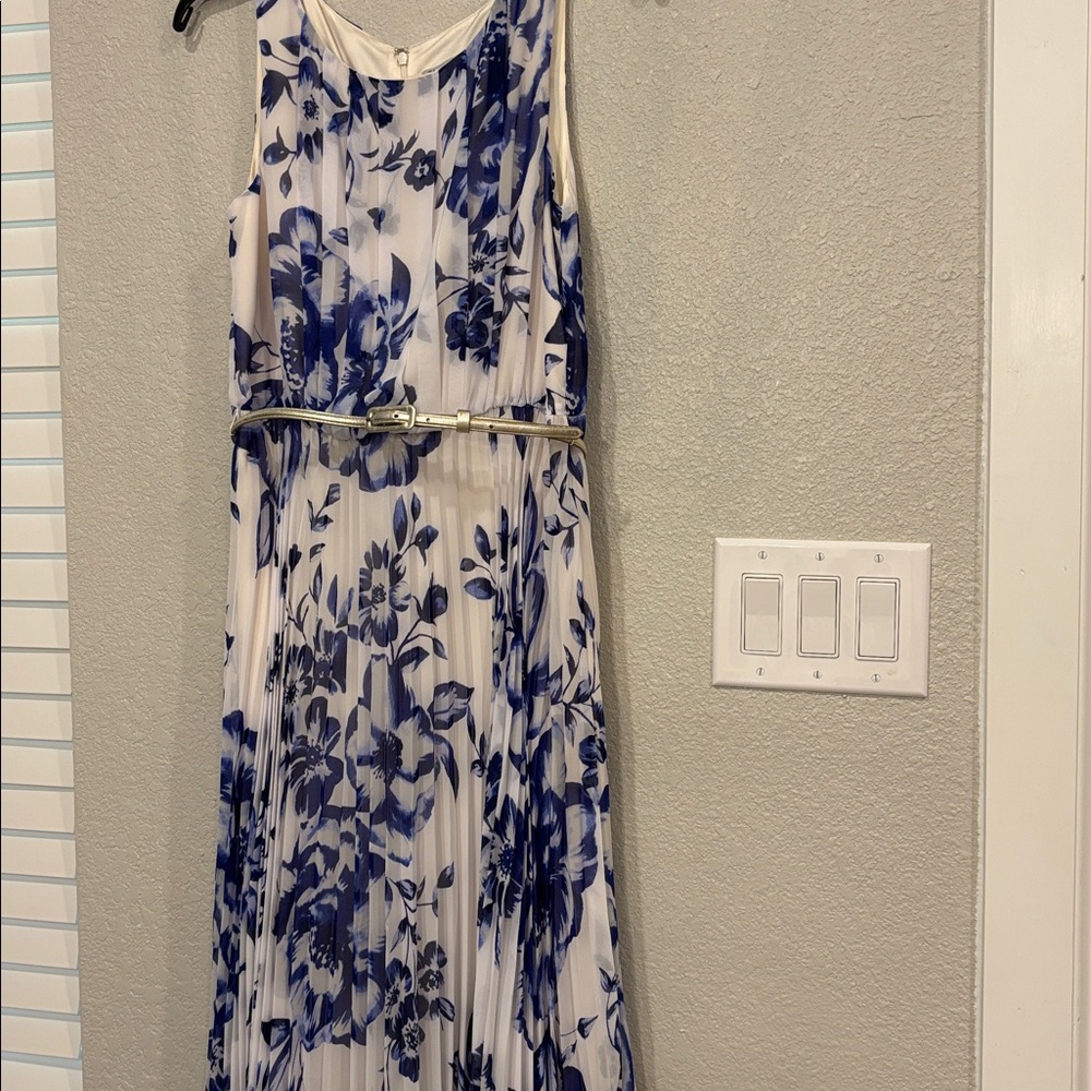 Eliza J Blue and Cream Floral Maxi Dress